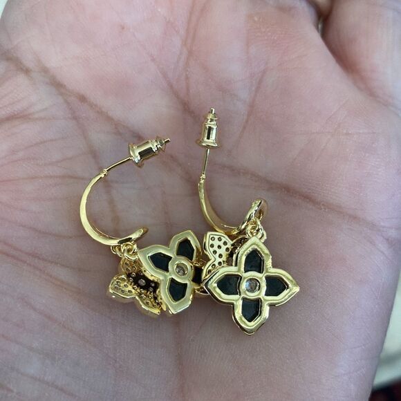 New! Gold Tone Four Leaf Clover Black & Rhinestones Dangle Earrings - Picture 6 of 7